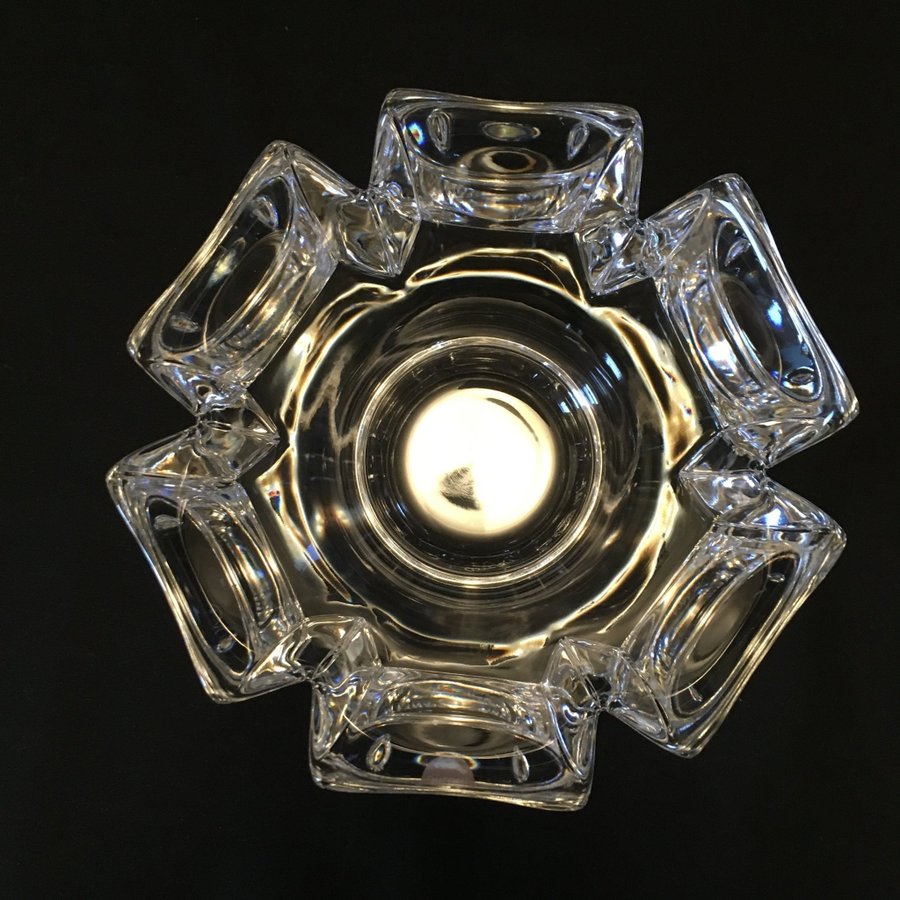 Orrefors ”Corona” kristall skål Ø 145 cm Lars Hellsten signerad