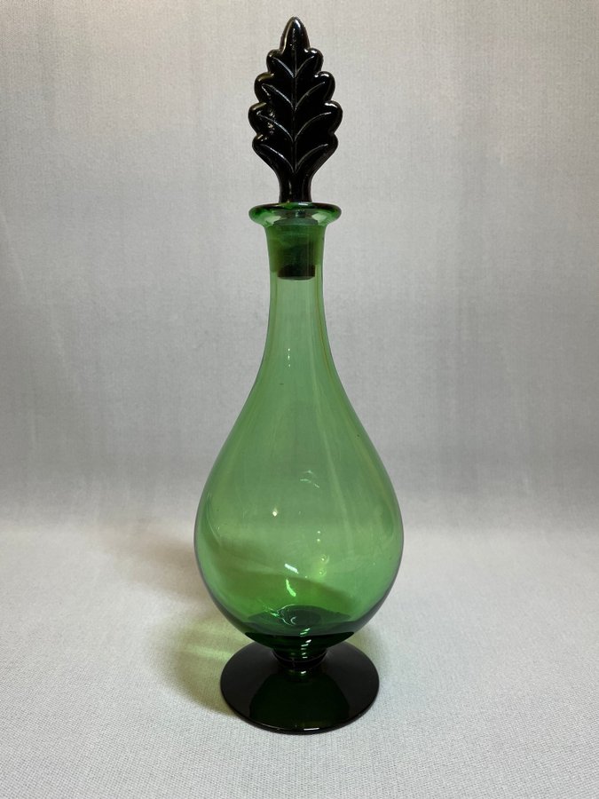 Vintage Art Deco Karaff i grönt/svart glas