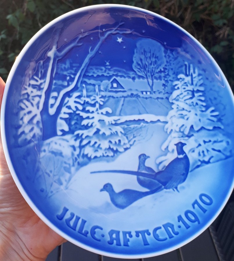 1970 Bing  Grondahl Like-New Christmas Plate Buy up to 6 = pay shipping for 1!