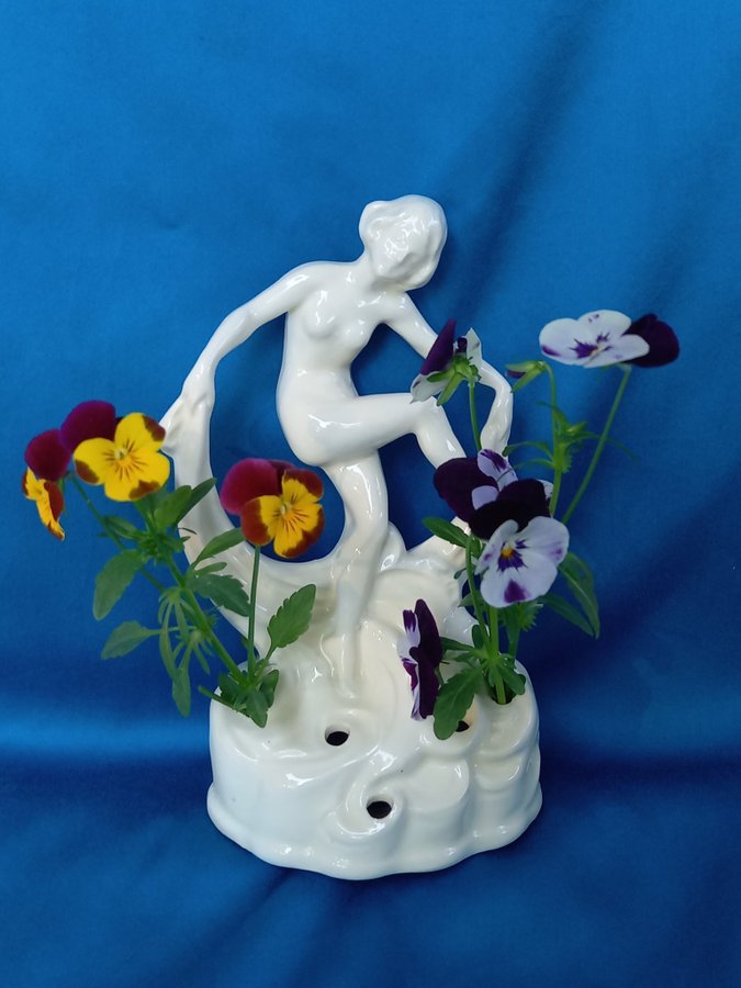 Art Deco Art Nouveau blomsterhållare / flower holder - ERPHILA Fayence Germany