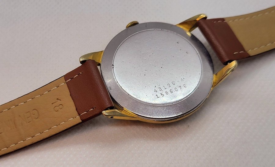 Vintage Watch Certina - Jumbo - 38mm - (cal KF330] - Gold Plated G2