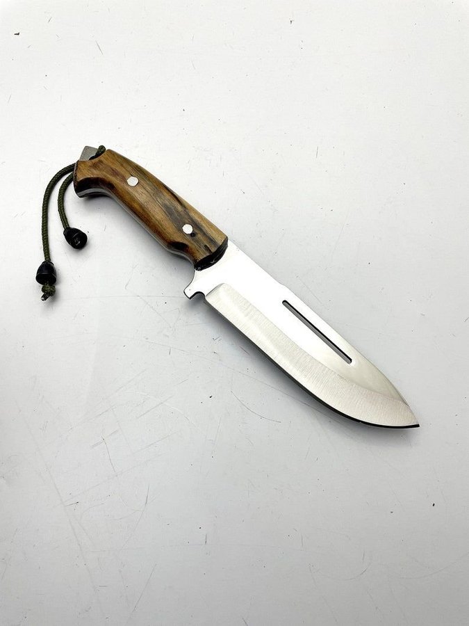 Handmade Full Tang Blade Hunting Knife With Leather Sheath Bushcraft Knife