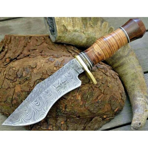 Handmade Tactical Survival Hunting Knife Walnut Wood Handle