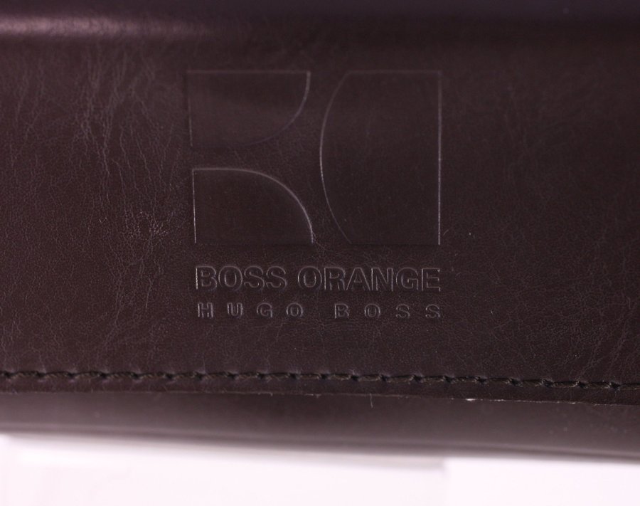 Hugo Boss Orange vintage brown leather sunglasses case-circa 1980s/90s-66g