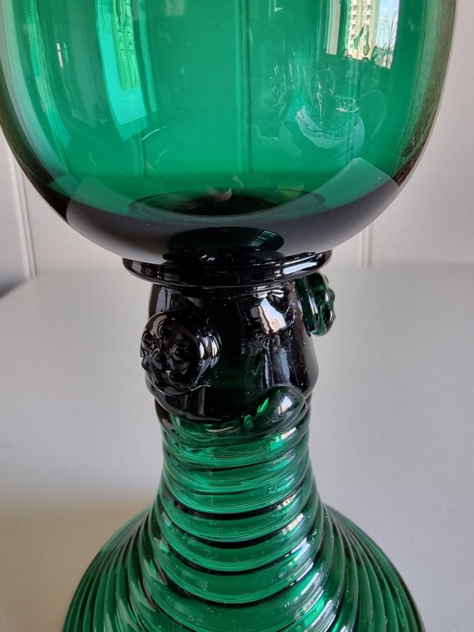 Grönt antikt glas från 1700-1800/talet Holland