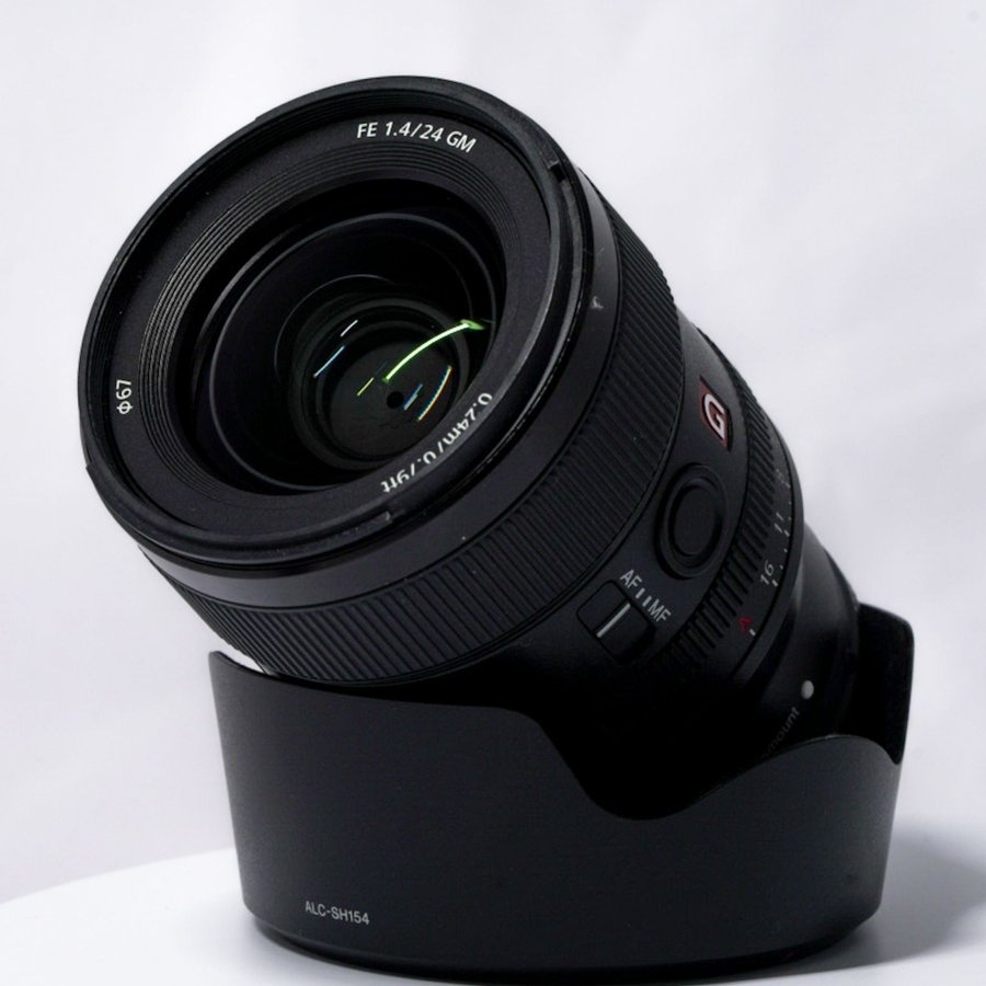 Sony 24mm f/14 GM