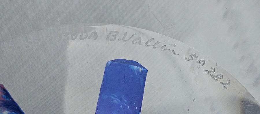 Kristallskål Kosta Boda Design Bertil Vallien Signerad Konstglas