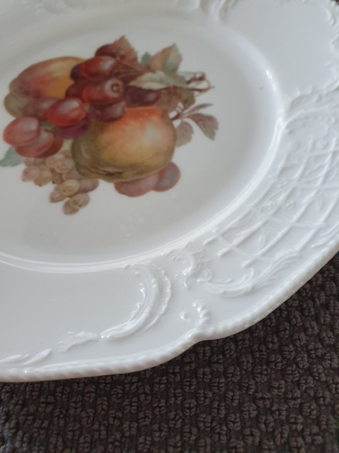 Rosenthal Sanssouci frukttallrik i fint skick diametern 20 cm