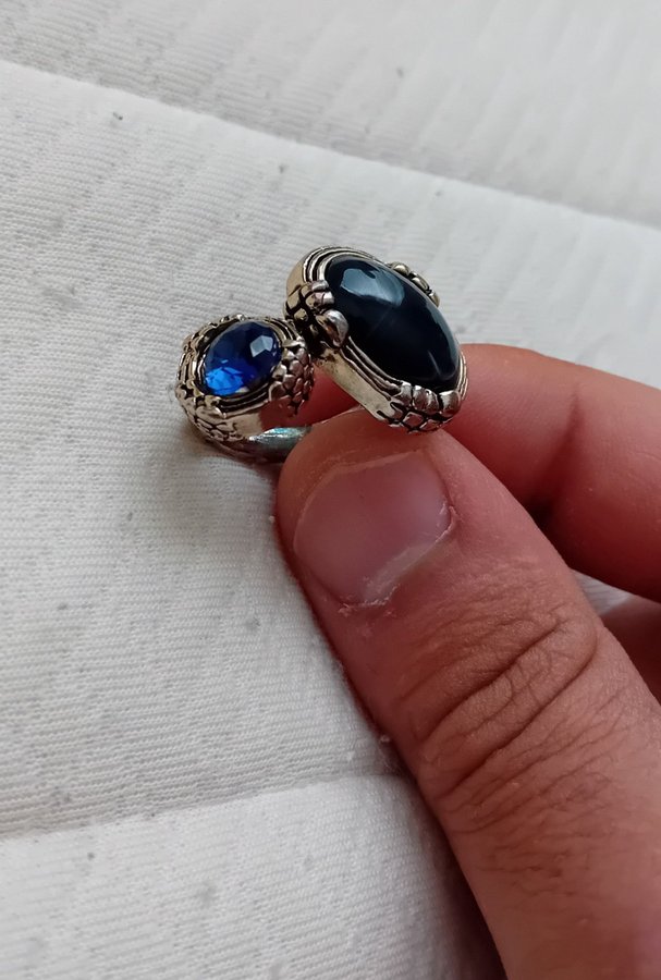 Naturlig blå ring av Safir med Agat