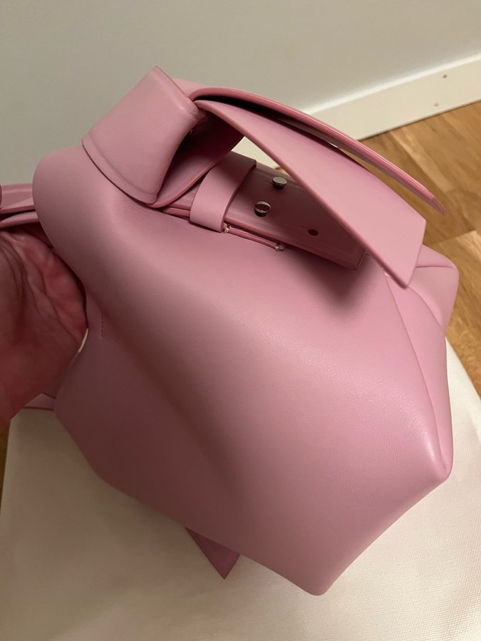 Acne studios Musubi mini pink