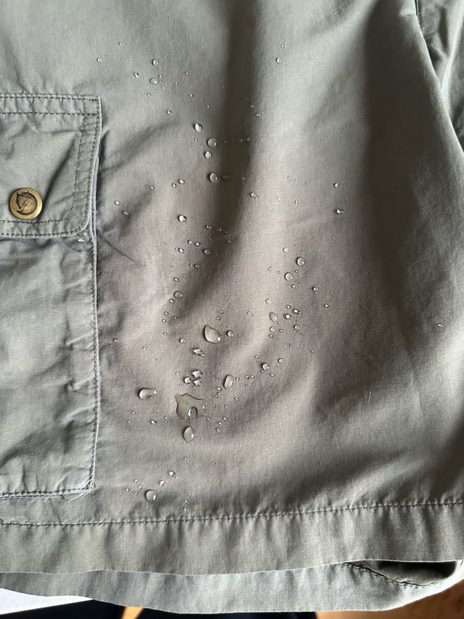 Fjällräven shorts vattentåliga friluftsbyxor herr dam unisex 1kr en krona