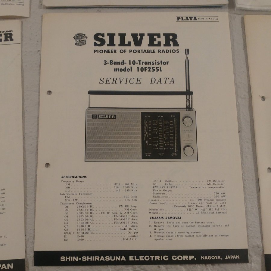 Serviceblad för transistor-radio Silver och andra