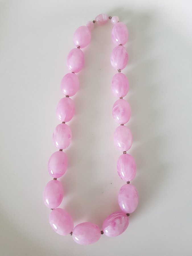 Rosa doserat halsband i plast/bakelit? - Vintage halsband