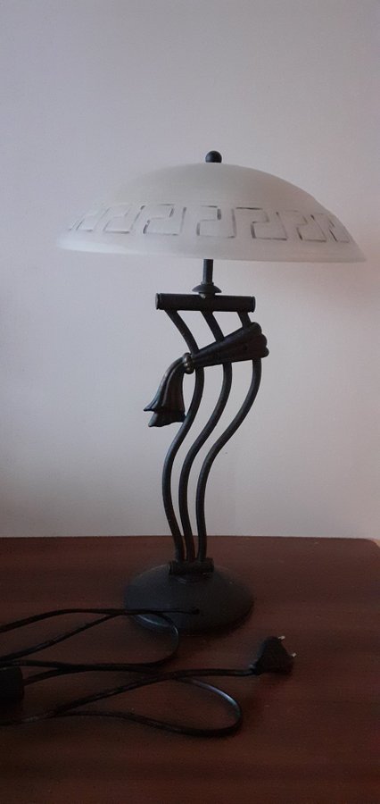 Fin tung bordslampa i metall i jugend stil Vintage