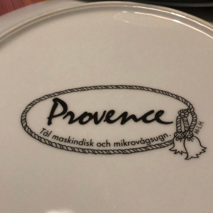 Mat tallrikar Svenska Provena
