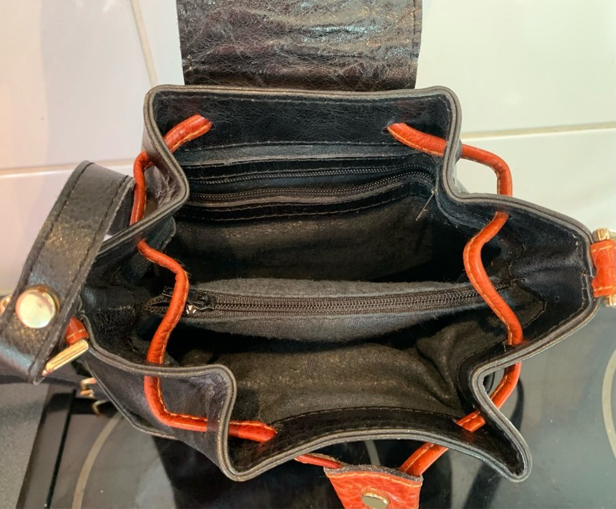 Äkta skinn läder axelremsväska 23x18x8 cm Pocketbag