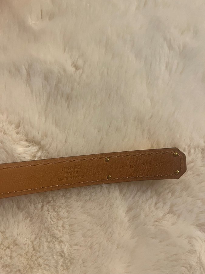 Hermes Kelly belt vitt med guld pläterade spännen -Nytt