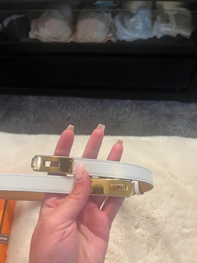 Hermes Kelly belt vitt med guld pläterade spännen -Nytt