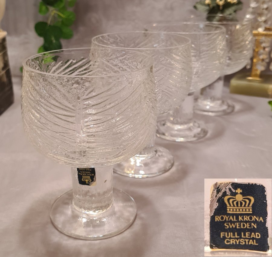 4st ÖLGLAS Vinglas Tallkrona Design: Bengt Edenfalk för Royal Krona H: 12 cm