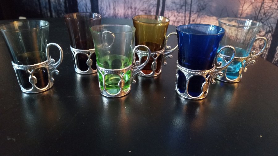 6st Sake koppar i olika färger