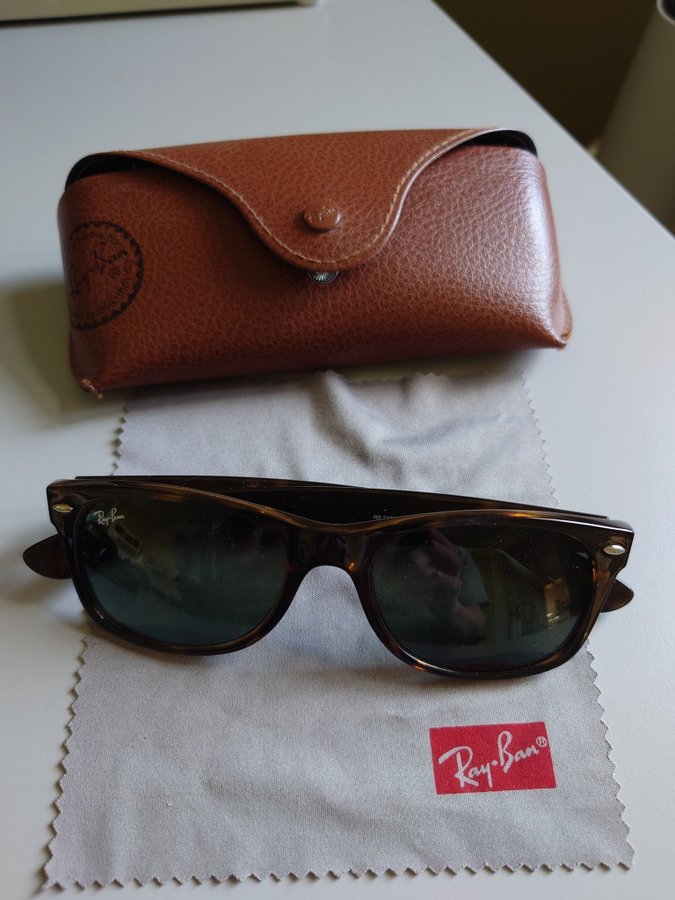 Vintage Ray Ban New Wayfarer original