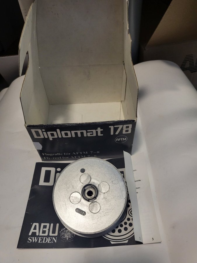 Till Vintage Diplomat 178 Flugrulle Originalkartong häfte extraspole