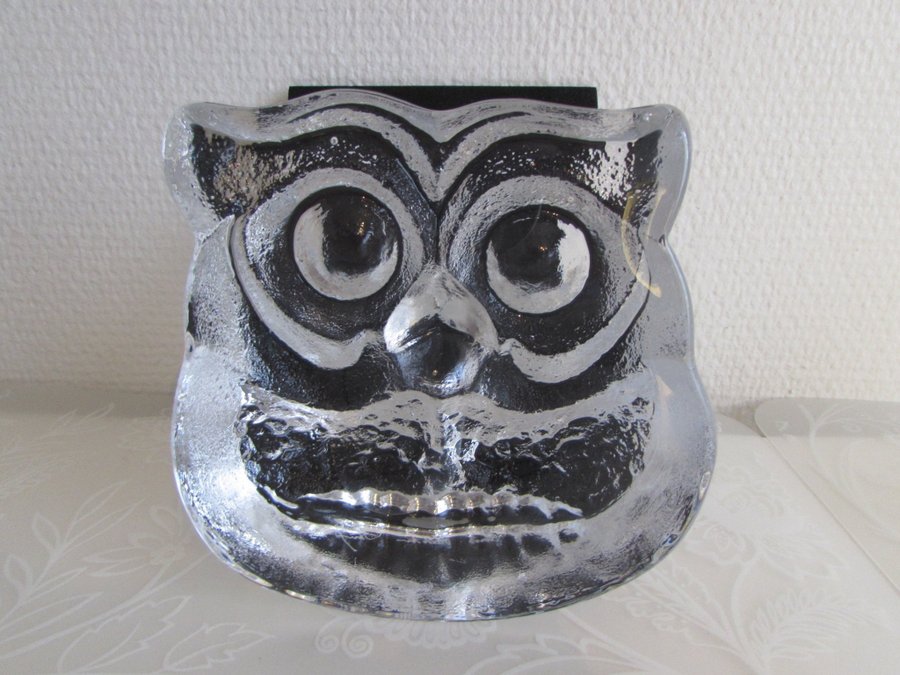 Brevpress djur dekoration klarglas design Lars Hellsten Skruf Sweden owl H 12 cm