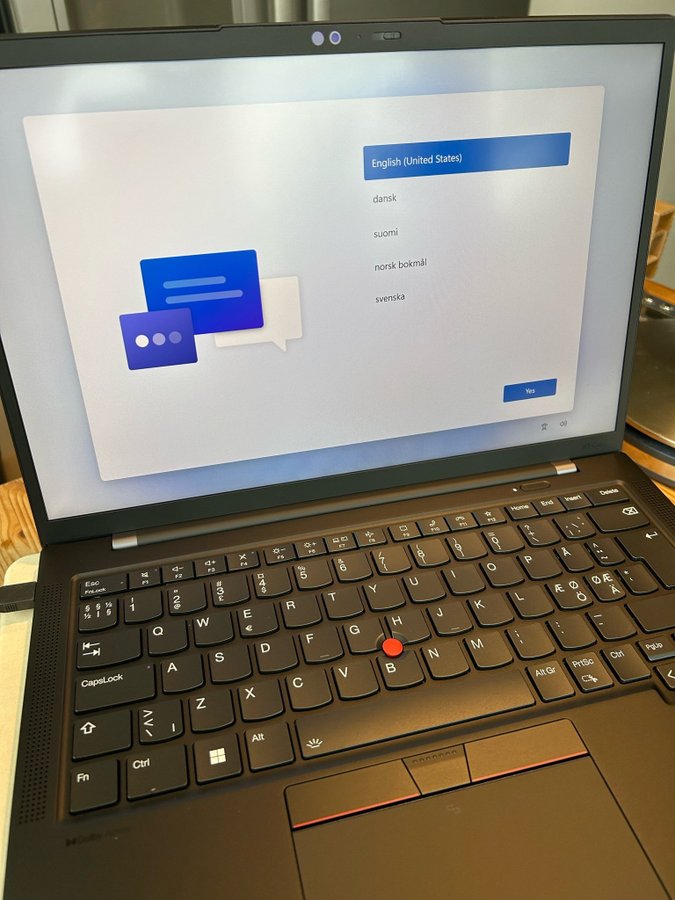 Lenovo ThinkPad X1 Carbon G11 Core i7 16GB 512GB 14