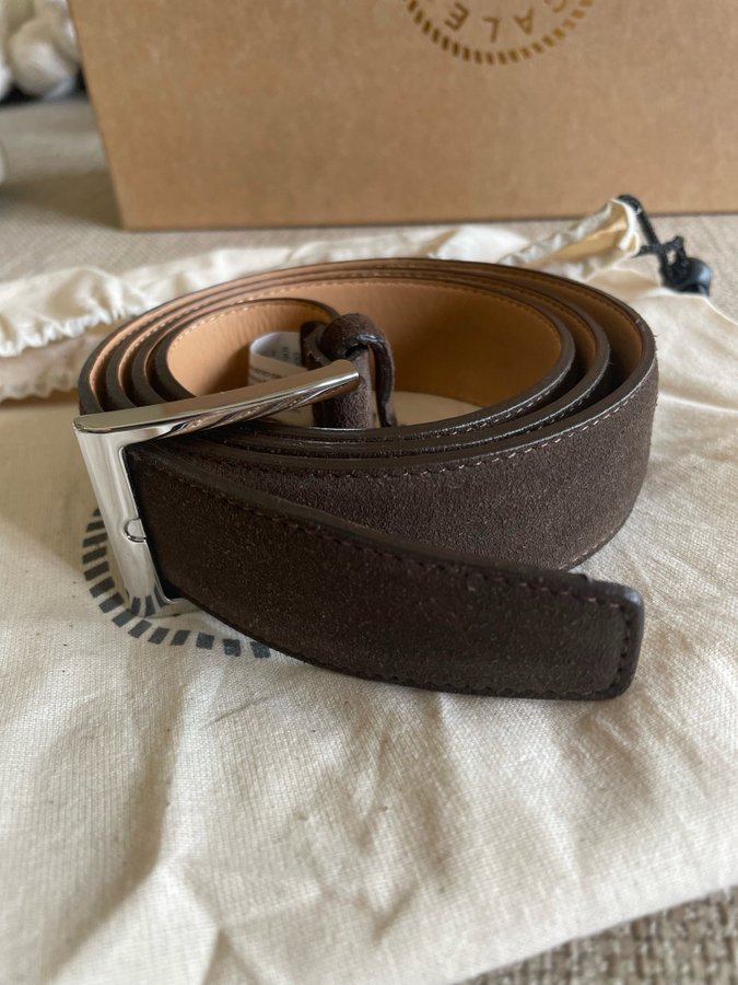 Saddler brun bälte storlek 105 CM Helt Ny