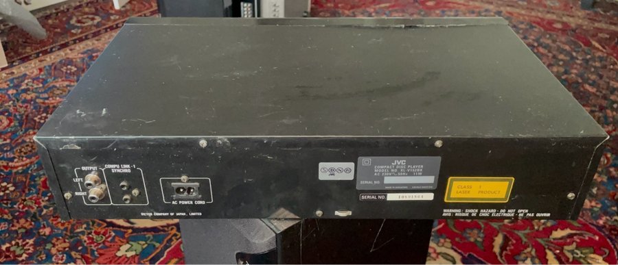 JVC XL-V152 Stereo Compact Disc Player (1991)