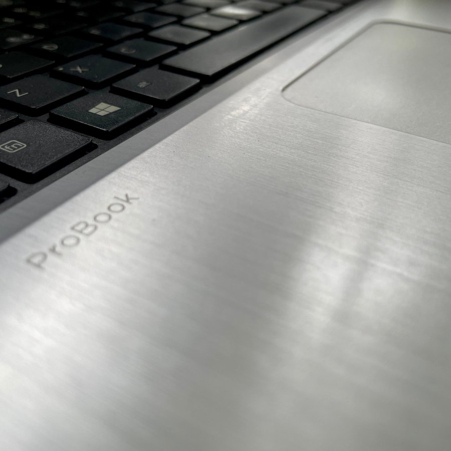 Laptop HP ProBook 133-tums med Windows 11 Pro