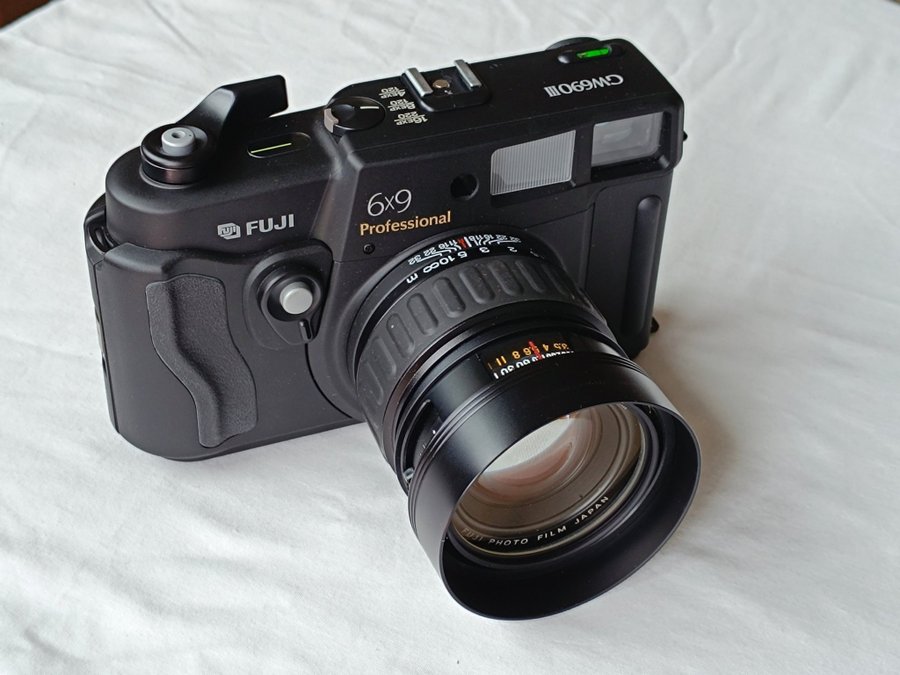 Fuji GW690III Professional nästan nyskick! Unik mellanformatskamera 6x9 cm!