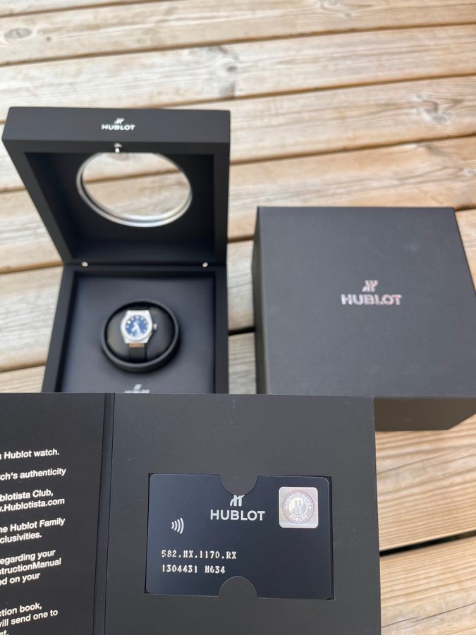 Hublot Classic Fusion 33 mm Automatisk 2022