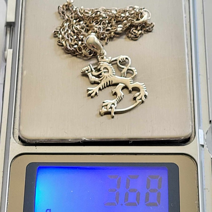 Fint silver (925) halsband kedja + hänge: Finska lejonet/Suomileijona 455 cm