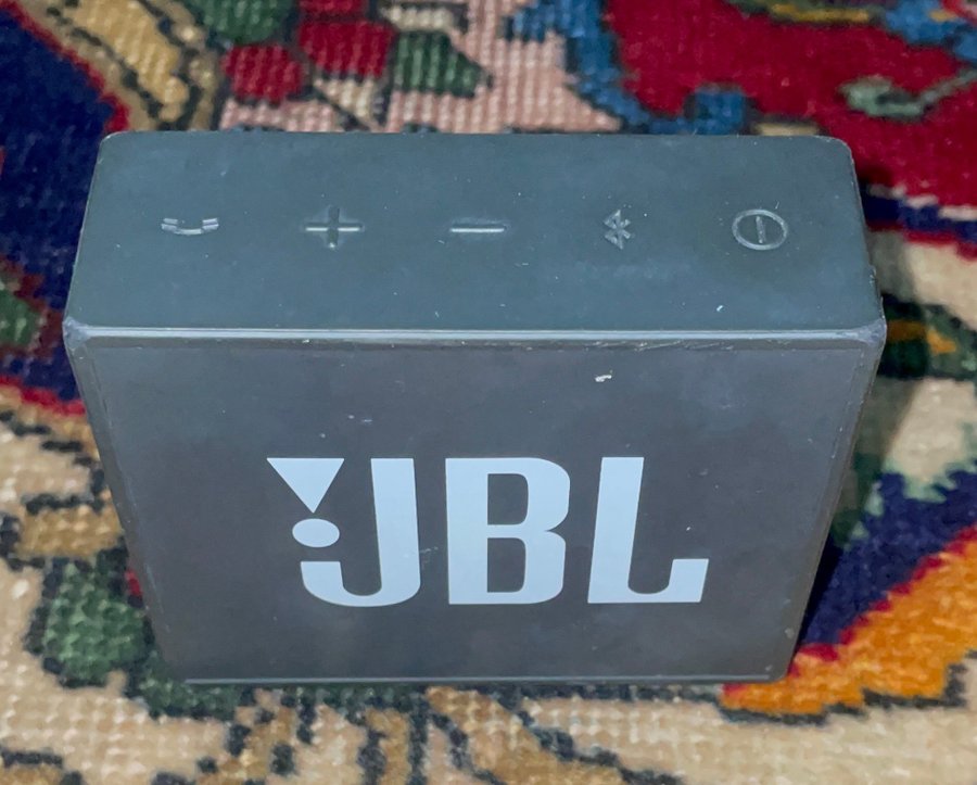 JBL Go bluetooth högtalare