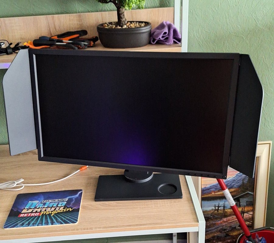 27" BenQ ZOWIE XL2735 e-Sports Monitor 2560x1440 1 ms 144 hz