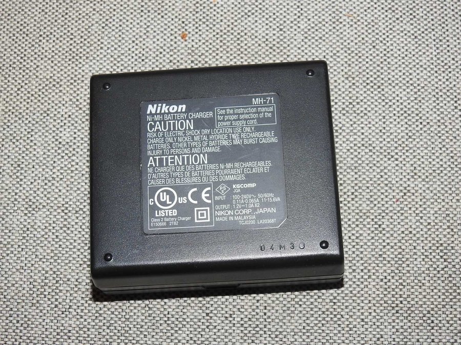 Nikon MH-71 Coolpix laddare Ni-MH Battery Charger