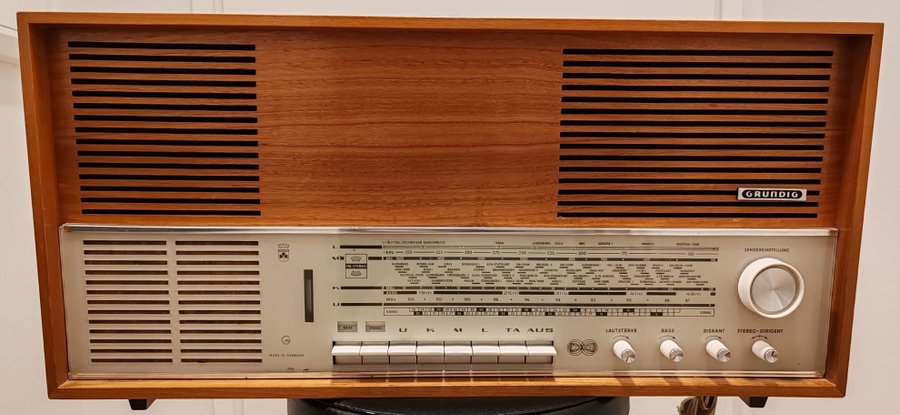 GRUNDIG type 4097 M Stereo