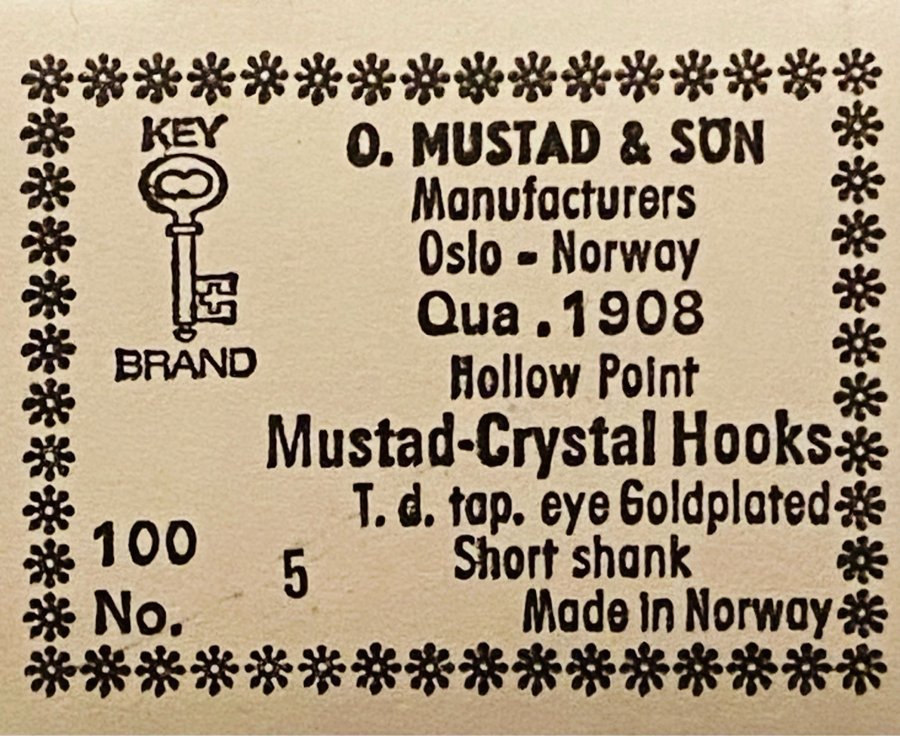 OBS Mustad nr5 Qual 1908  Äkta guldplaterade 100st i sin original ask!