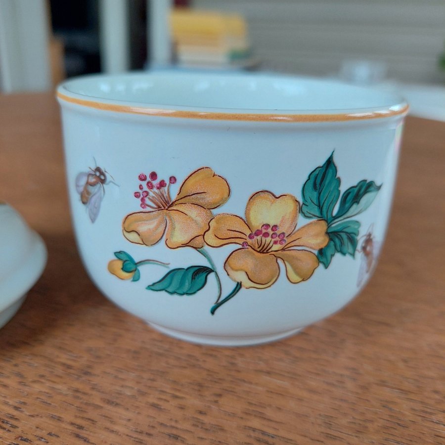 Villeroy  Boch vacker burk för marmelad/honung ~ blommor  bin som motiv