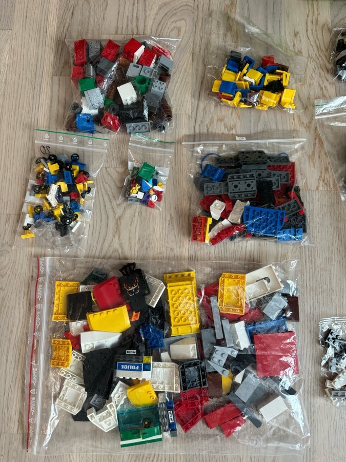 Lego Blandat allt möjligt i låda