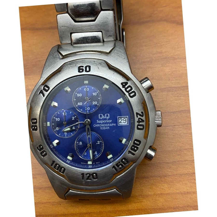 QQ Superior Chronograph Klocka