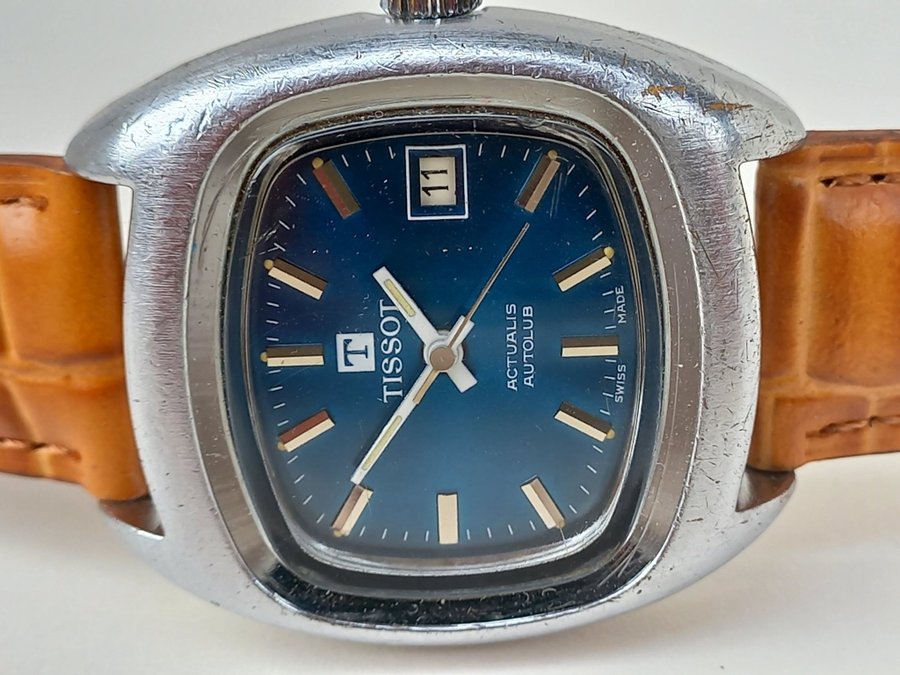 Vintage Tissot Actualis Autolub Blue Dial Manual Wind Watch