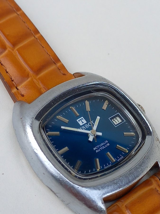 Vintage Tissot Actualis Autolub Blue Dial Manual Wind Watch