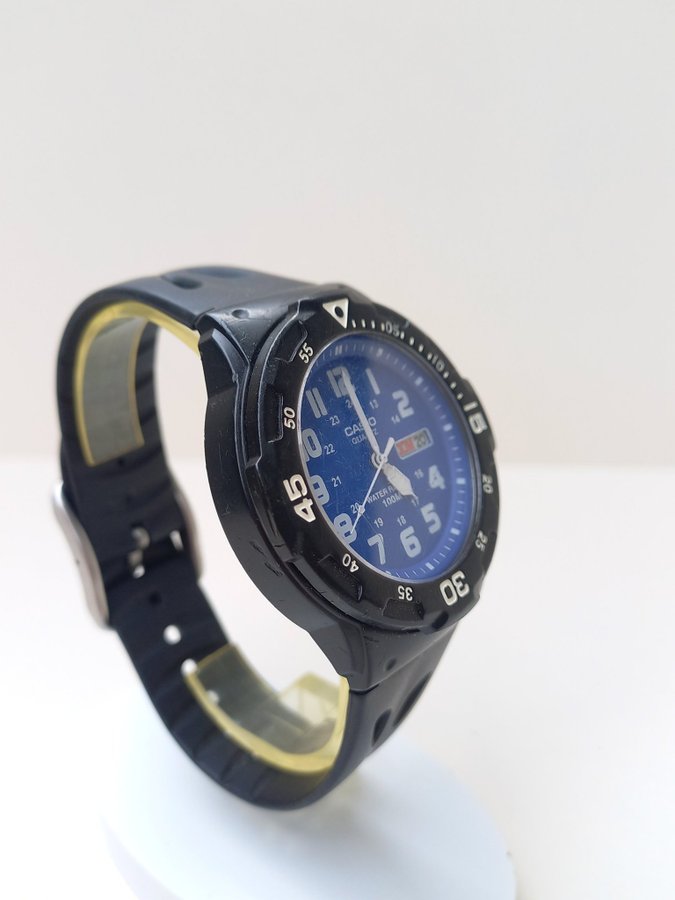 CASIO DIVER WR 100M MRW-200H MODULE 5125 QUARTZ WATCH FROM 90S