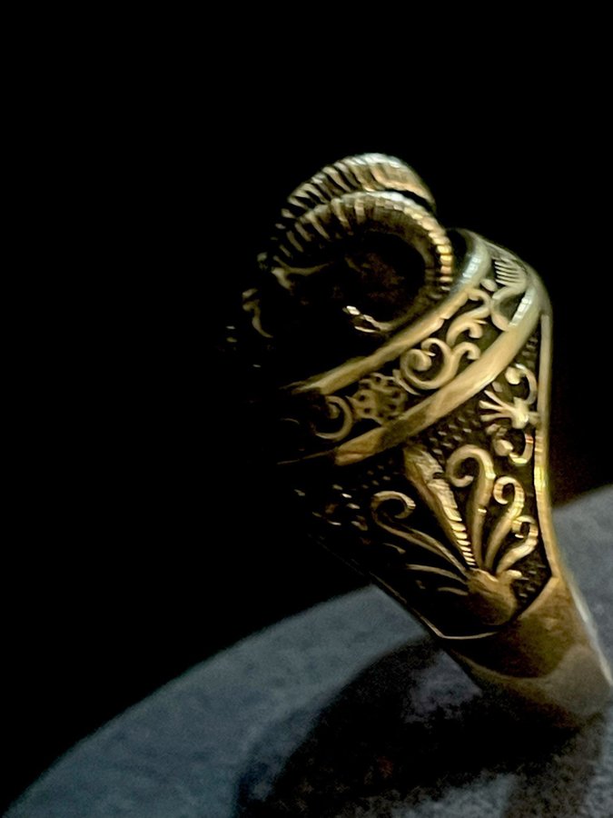 silverring i äkta silver Devil skalle ring  fina detaljer stämplat 925