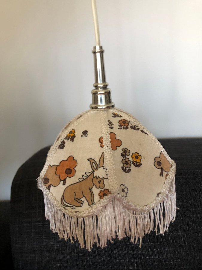 Vintage naturfärgad lampa med tryck av blommor träd åsna / barn rum