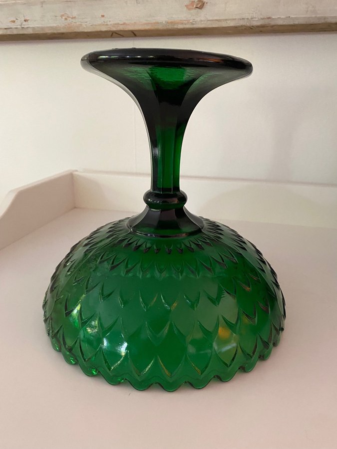 Skål på fot Glimma glasbruk retro grön pressglas