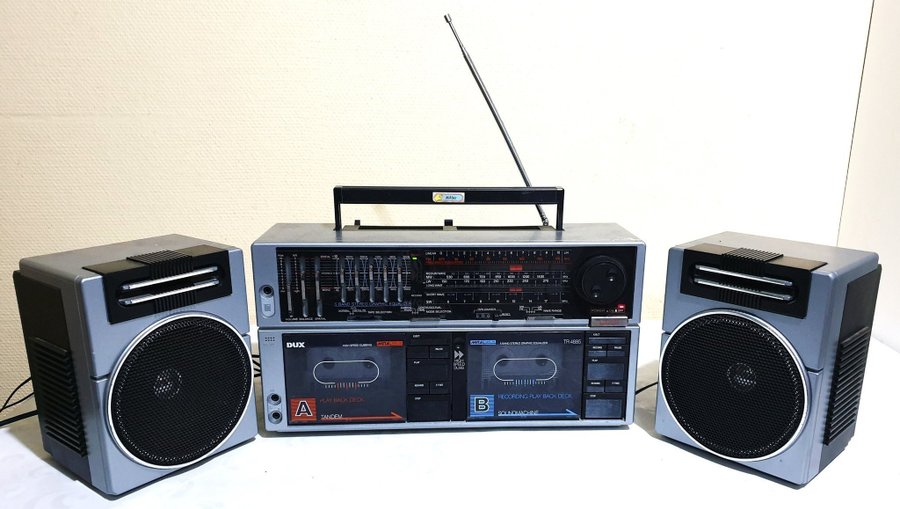 Vintage/Retro Boombox DUX TYPE-TR 4885/13 Stereo Radio Cassette Recorder defekt