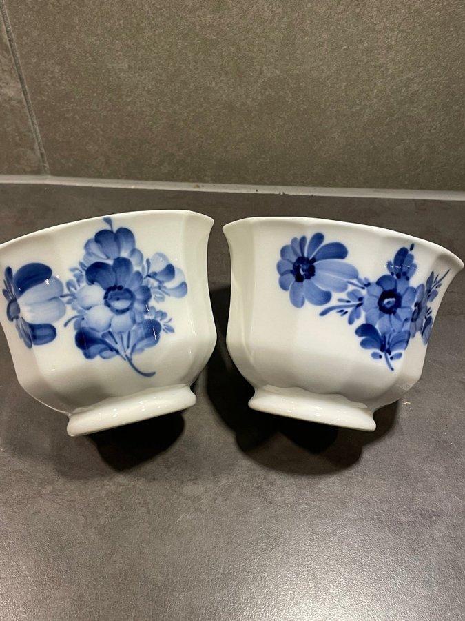 Blå Blomster två skålar nr 8501 Royal Copenhagen! Från 1960-talet i nyskick!